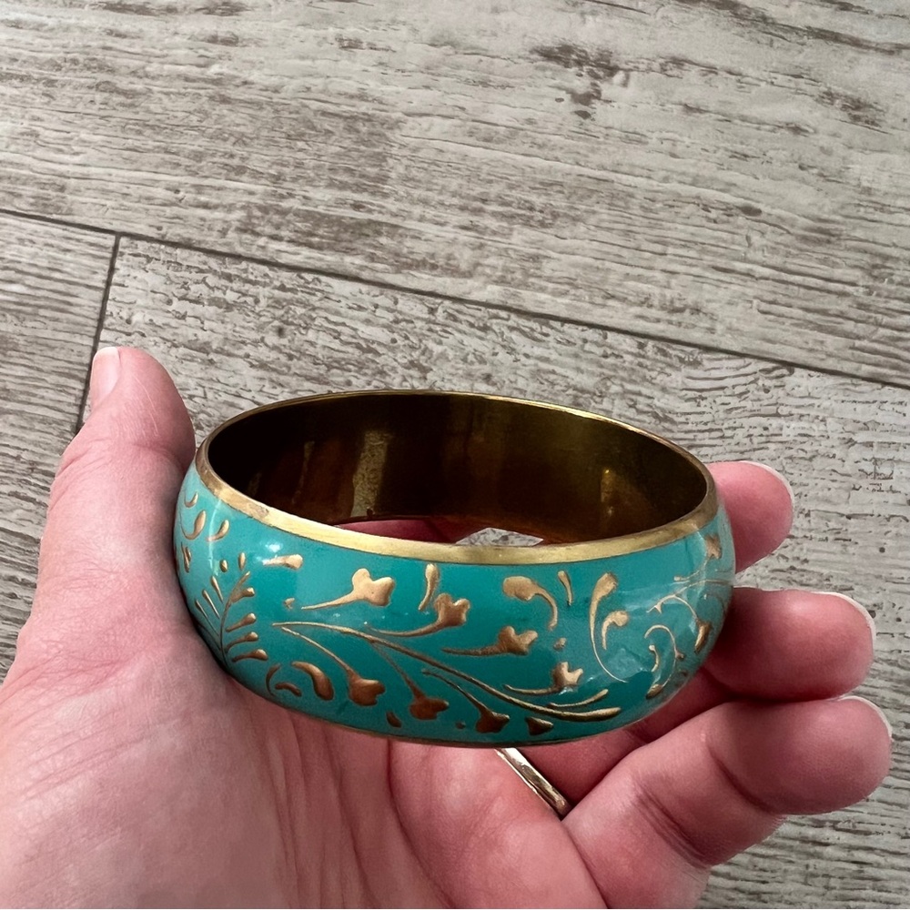BEAUTIFUL Teal and Gold Floral Bangle Bracelet EUC! - Picture 3 of 9